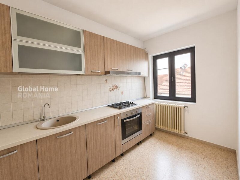 AFI Cotroceni, bloc H1, 3 camere decomandat, boxa 7.30 mp.