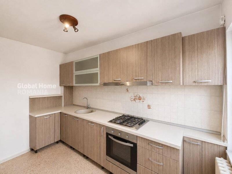 AFI Cotroceni, bloc H1, 3 camere decomandat, boxa 7.30 mp.
