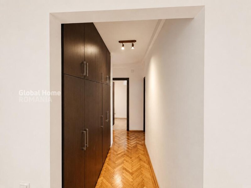 AFI Cotroceni, bloc H1, 3 camere decomandat, boxa 7.30 mp.