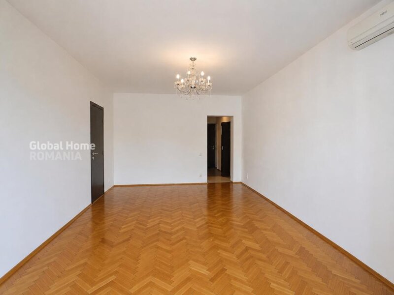 AFI Cotroceni, bloc H1, 3 camere decomandat, boxa 7.30 mp.